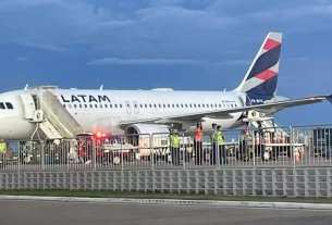 Um passageiro de 67 anos morreu ao desembarcar de um avião que vinha de São Paulo, na tarde de domingo (19), em São José do Rio Preto (SP).